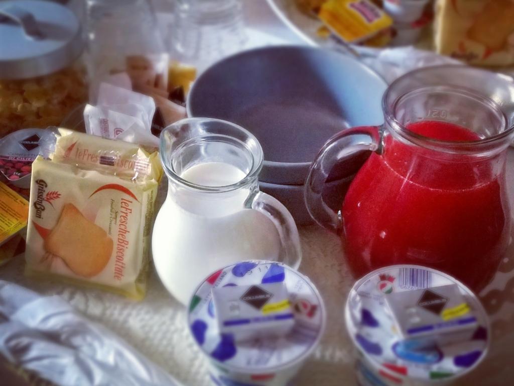 Sunrise B&B Roma - Rome — Photos 1